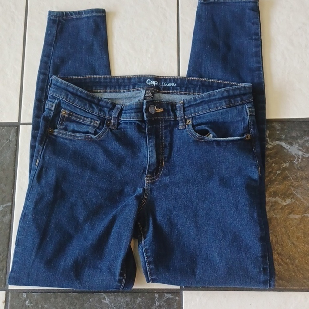 Gap Legging Jeans size 10/30, 9" rise, 30" waist, 28" inseam